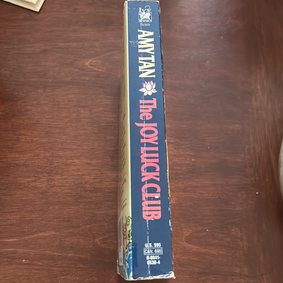 The Joy Luck Club By Amy Tan Book - Picture 4 of 5